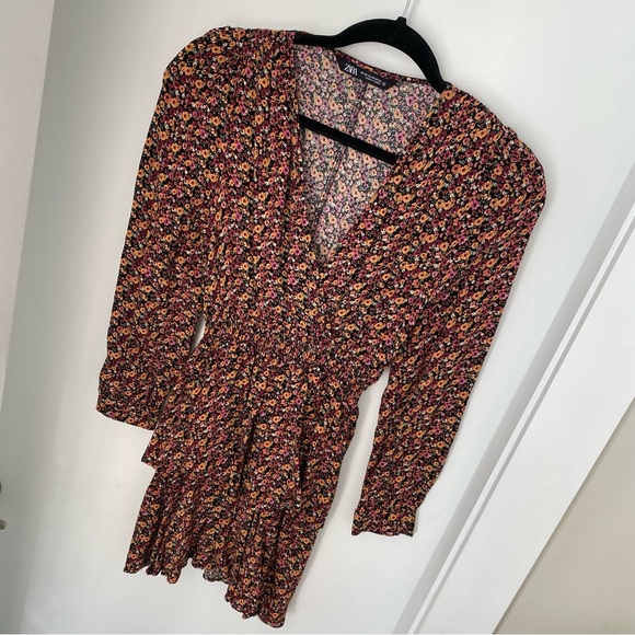 Zara dress - Picture 2 of 3